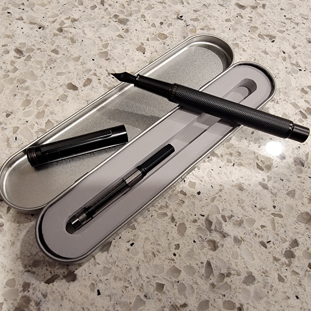 Matte Black Forest Fountain Pen Extra Fine Nib